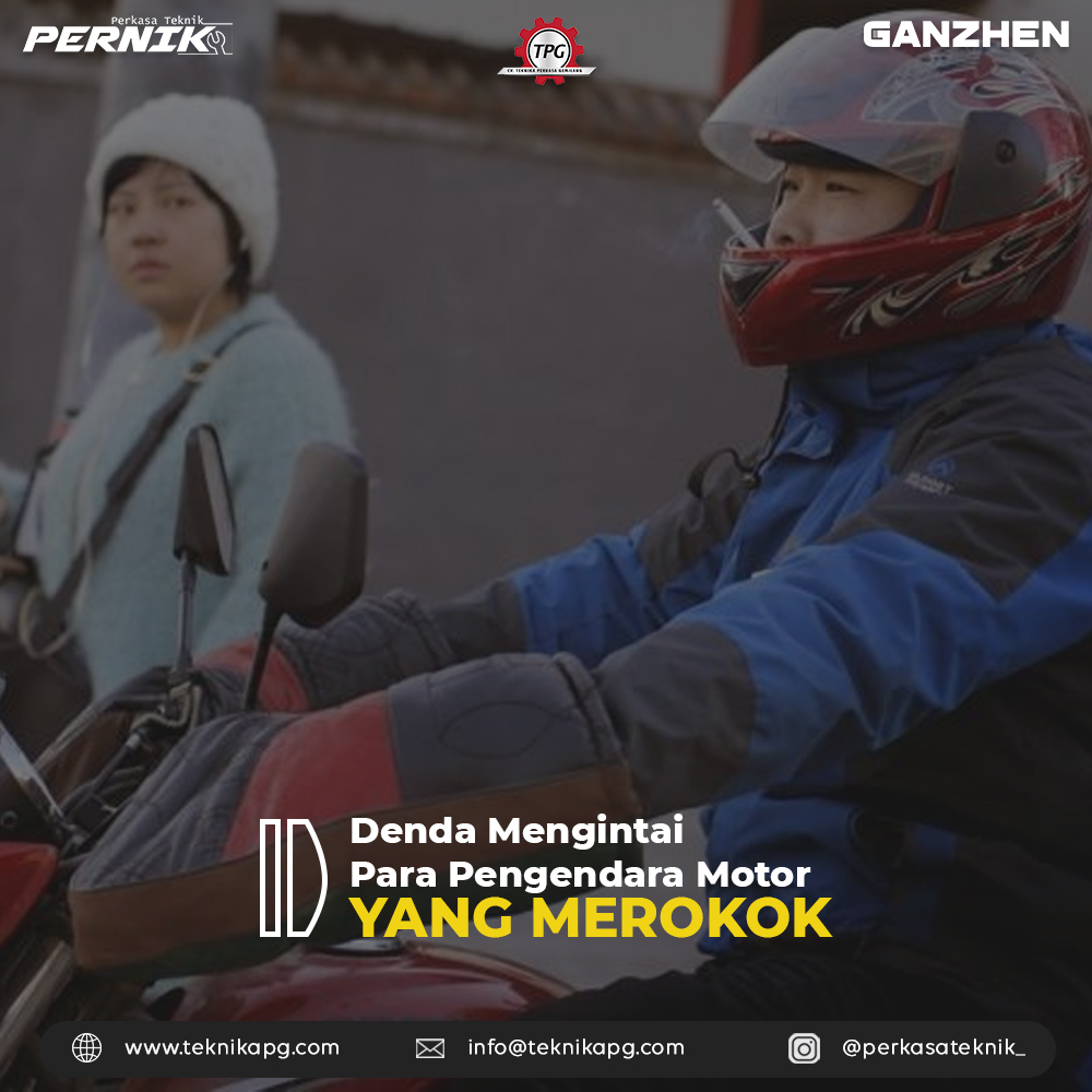 Pengendara motor merokok